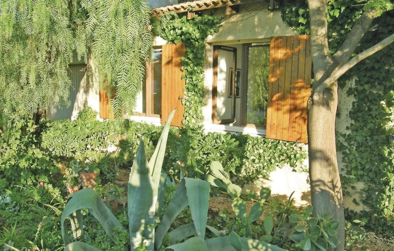 Pet Friendly Home In La Crau With Wifi Holiday home