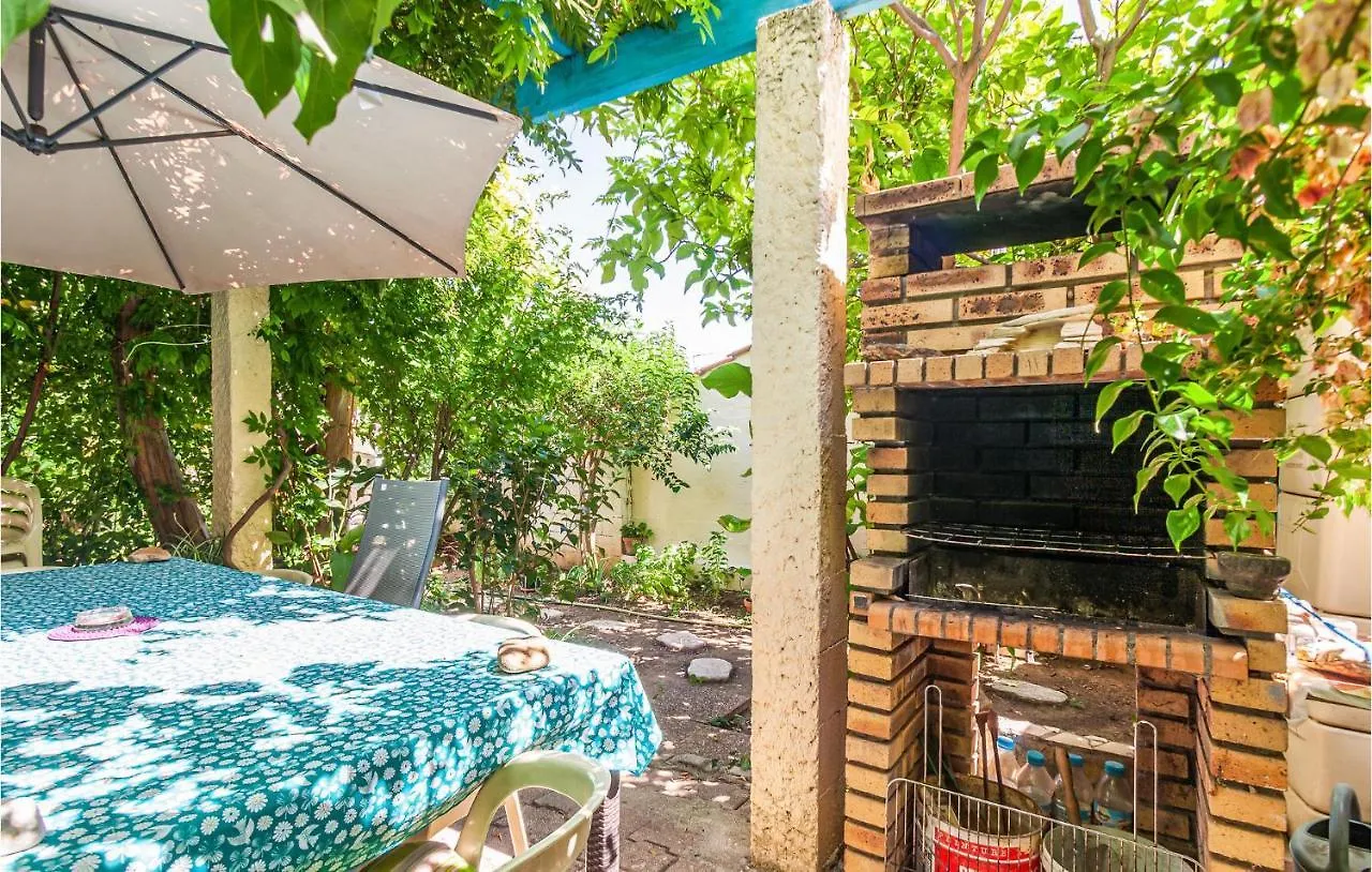 Holiday home Pet Friendly Home In La Crau With Wifi
